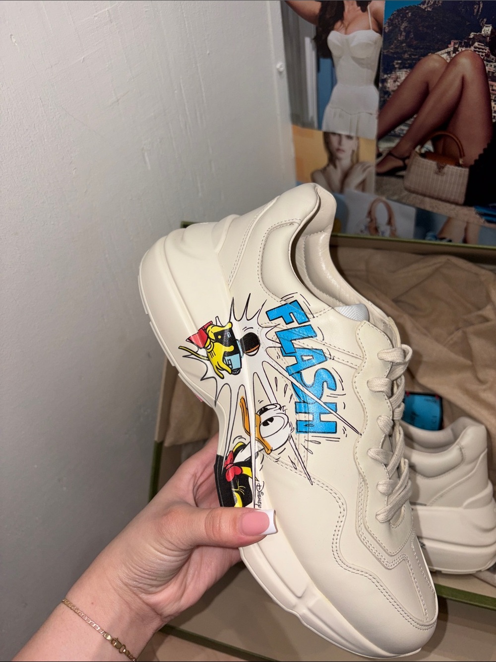 Gucci x Disney Cream Donald Duck Graphic Sneakers - Flash Print - Picture 3 of 9
